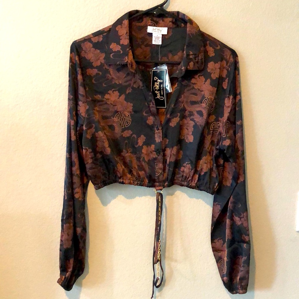 Just Polly New York Bottom Up along Sleeves Women's Blouse. Size L